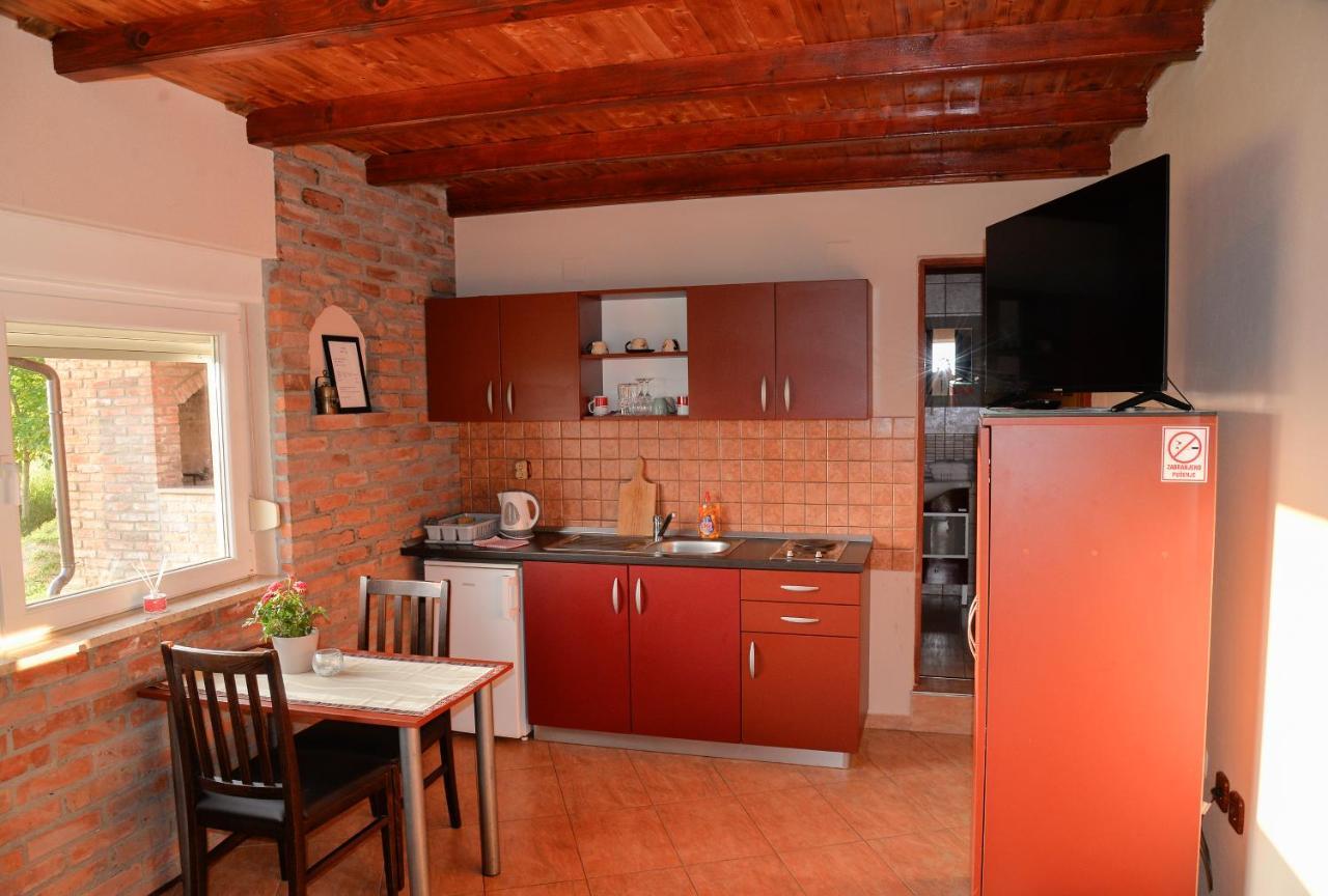 Guest House Blazevic Gornja Gracenica ภายนอก รูปภาพ