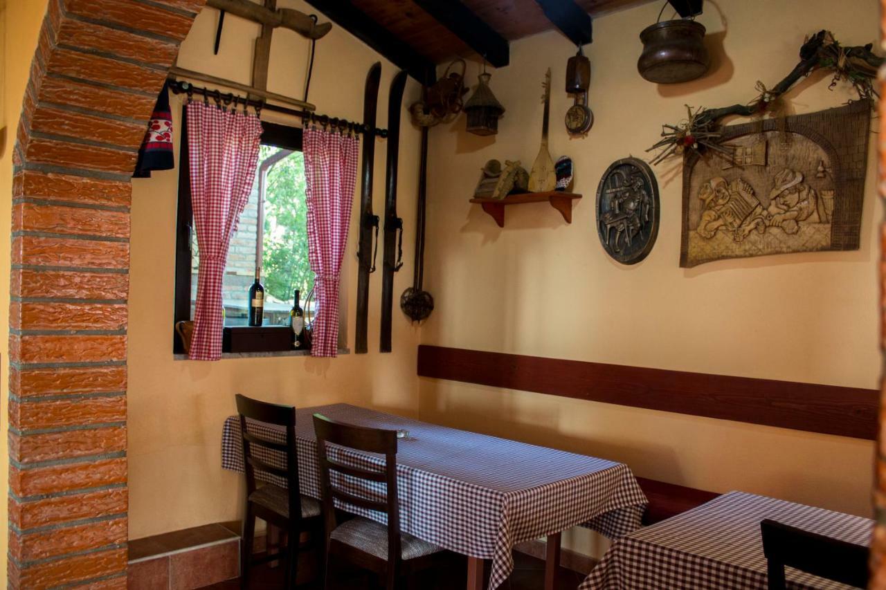 Guest House Blazevic Gornja Gracenica ภายนอก รูปภาพ