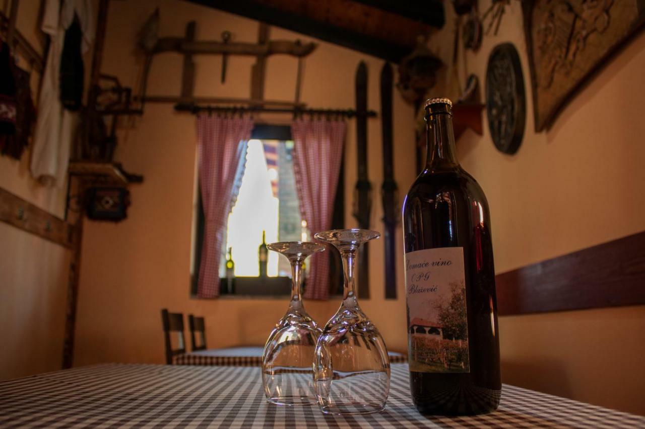 Guest House Blazevic Gornja Gracenica ภายนอก รูปภาพ