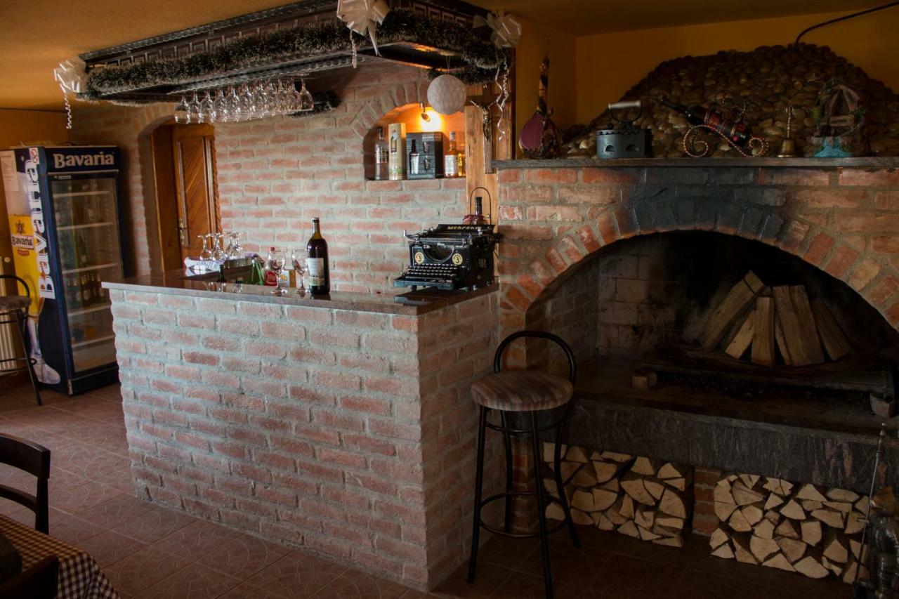 Guest House Blazevic Gornja Gracenica ภายนอก รูปภาพ