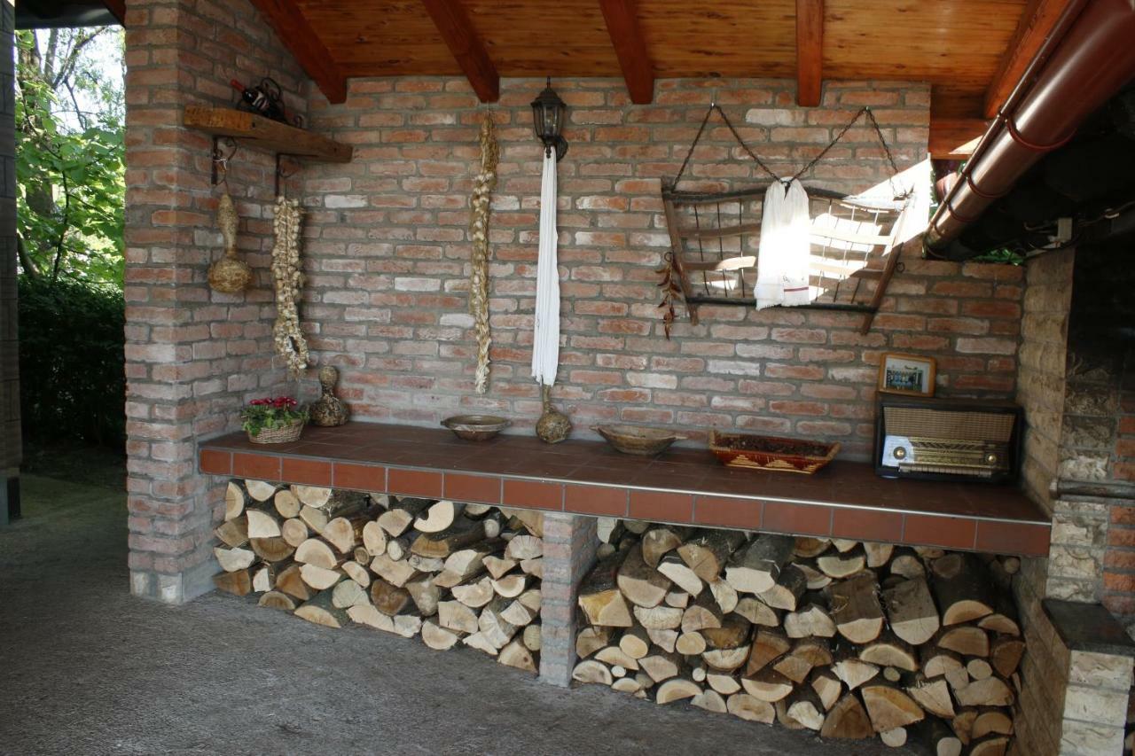 Guest House Blazevic Gornja Gracenica ภายนอก รูปภาพ