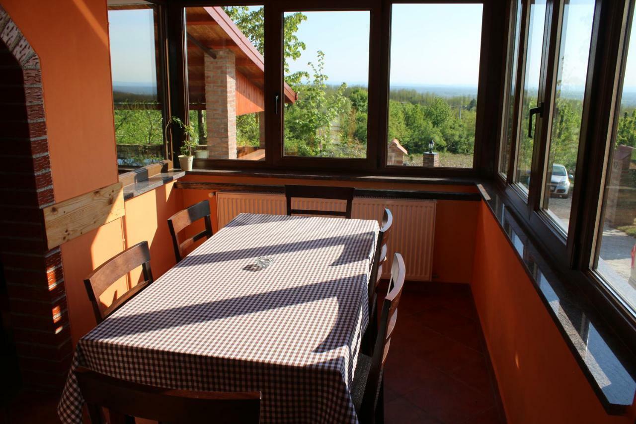 Guest House Blazevic Gornja Gracenica ภายนอก รูปภาพ