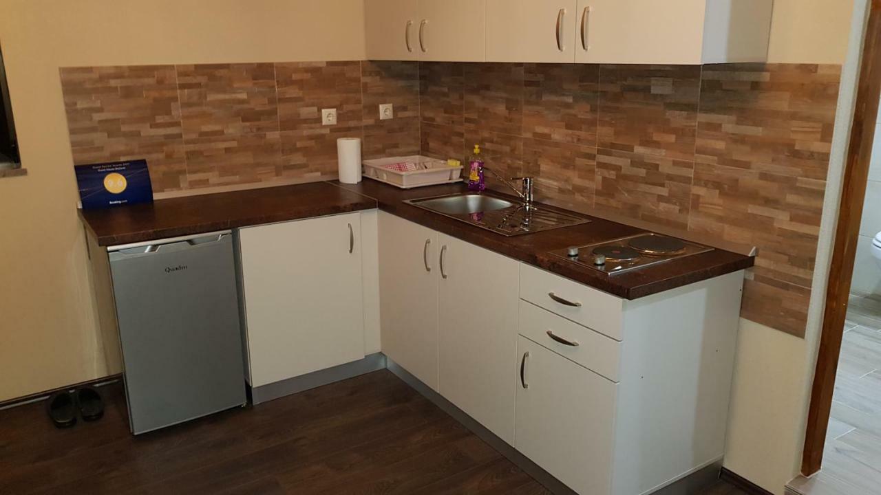 Guest House Blazevic Gornja Gracenica ภายนอก รูปภาพ