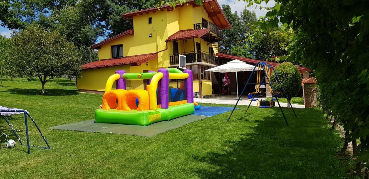 Guest House Blazevic Gornja Gracenica ภายนอก รูปภาพ